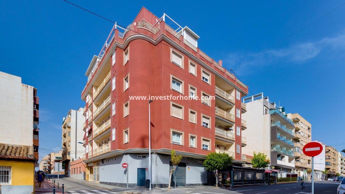 Sale - Apartment - Torrevieja - Centro