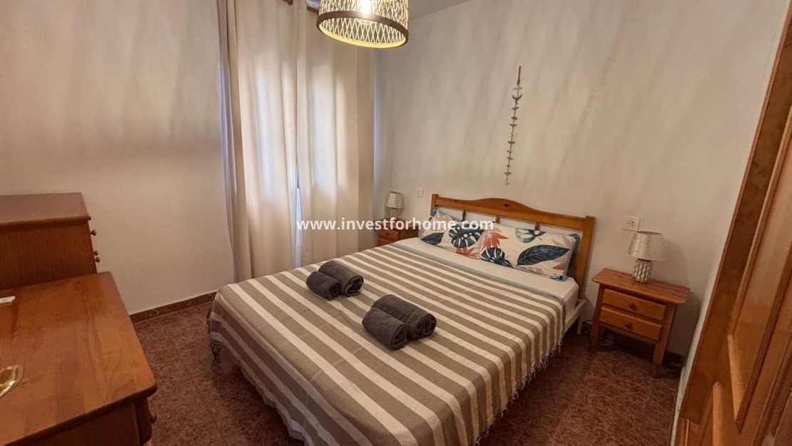 Sale - Apartment - Torrevieja - Centro
