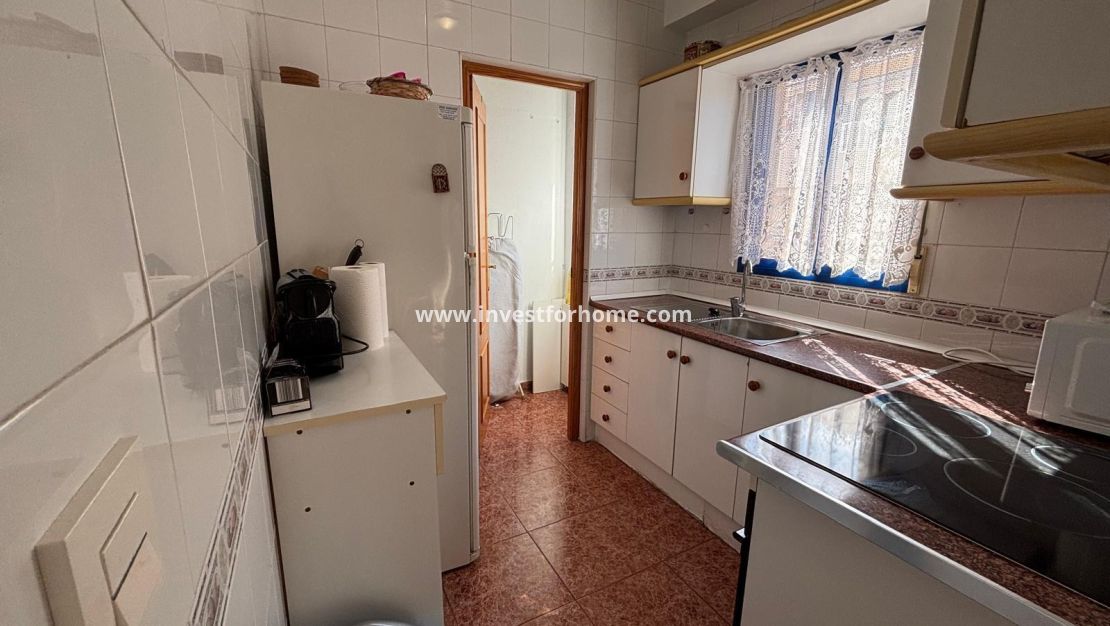 Sale - Apartment - Torrevieja - Centro