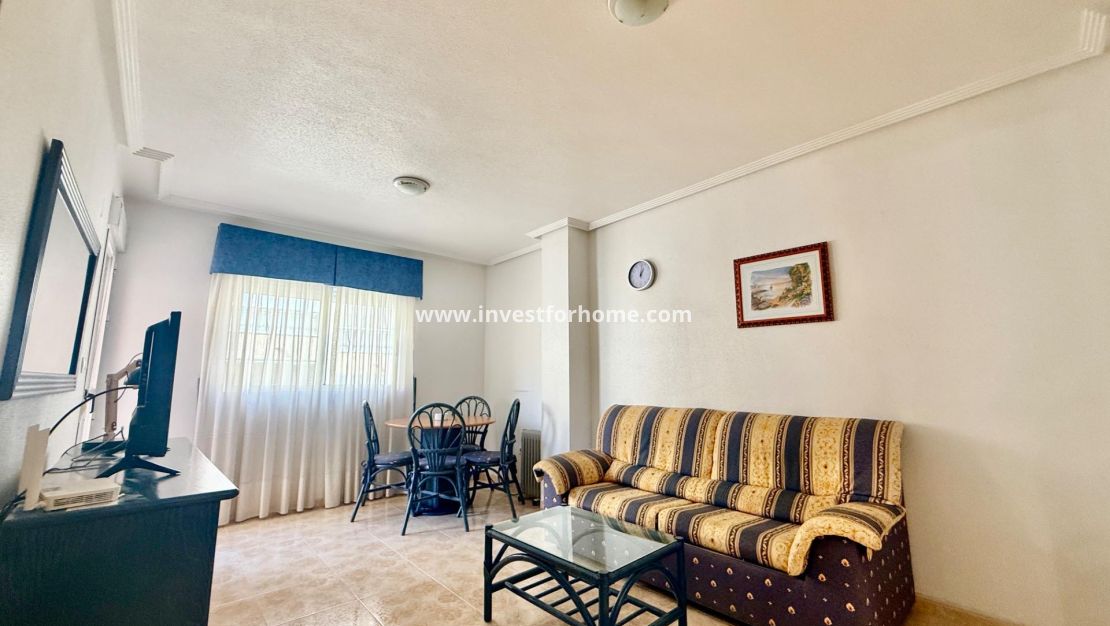 Sale - Apartment - Torrevieja - Centro