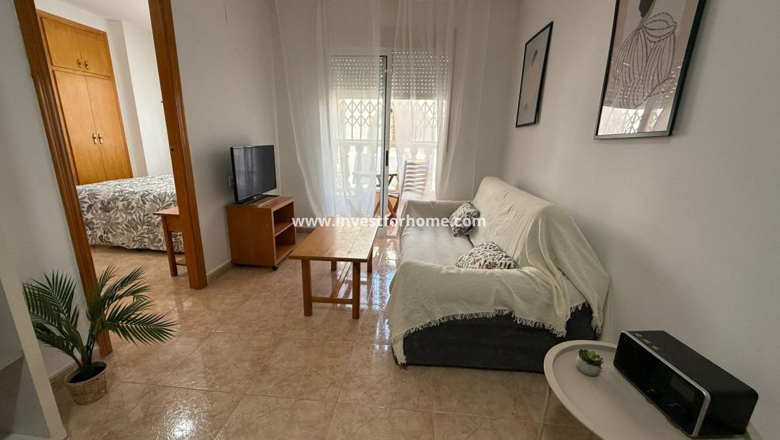 Sale - Apartment - Torrevieja - Centro