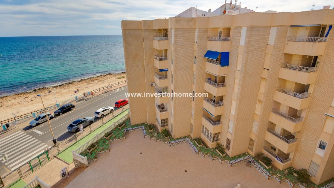 Sale - Apartment - Torrevieja - Centro