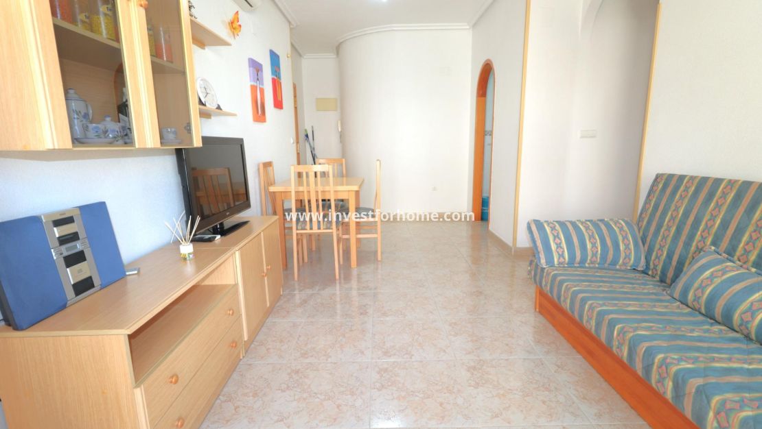 Sale - Apartment - Torrevieja - Centro