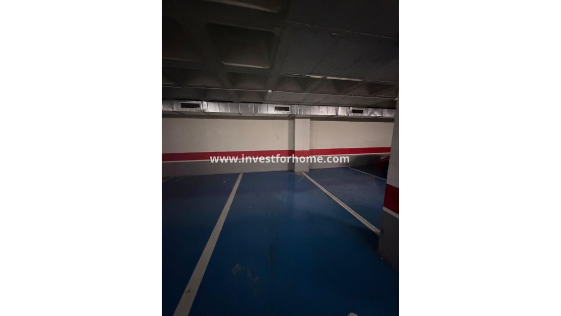 Sale - Apartment - Torrevieja - Centro