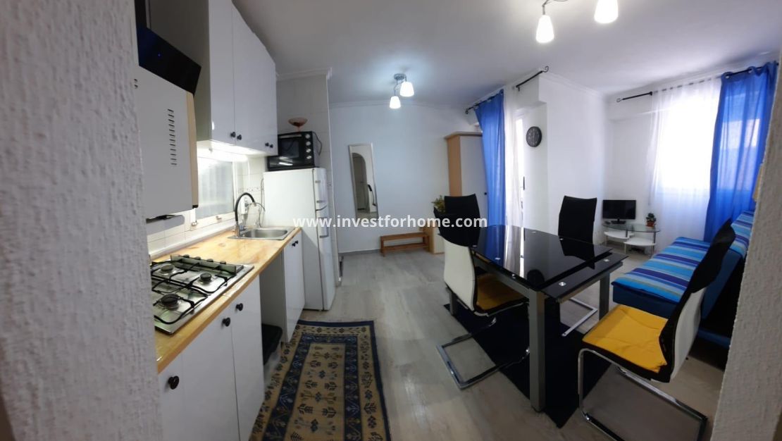 Sale - Apartment - Torrevieja - Centro