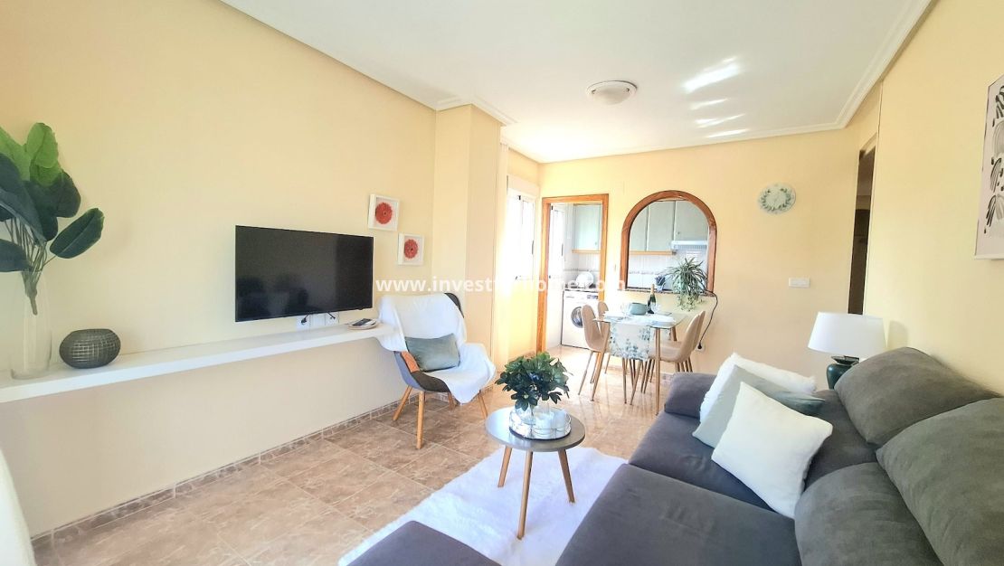 Sale - Apartment - Torrevieja - Centro
