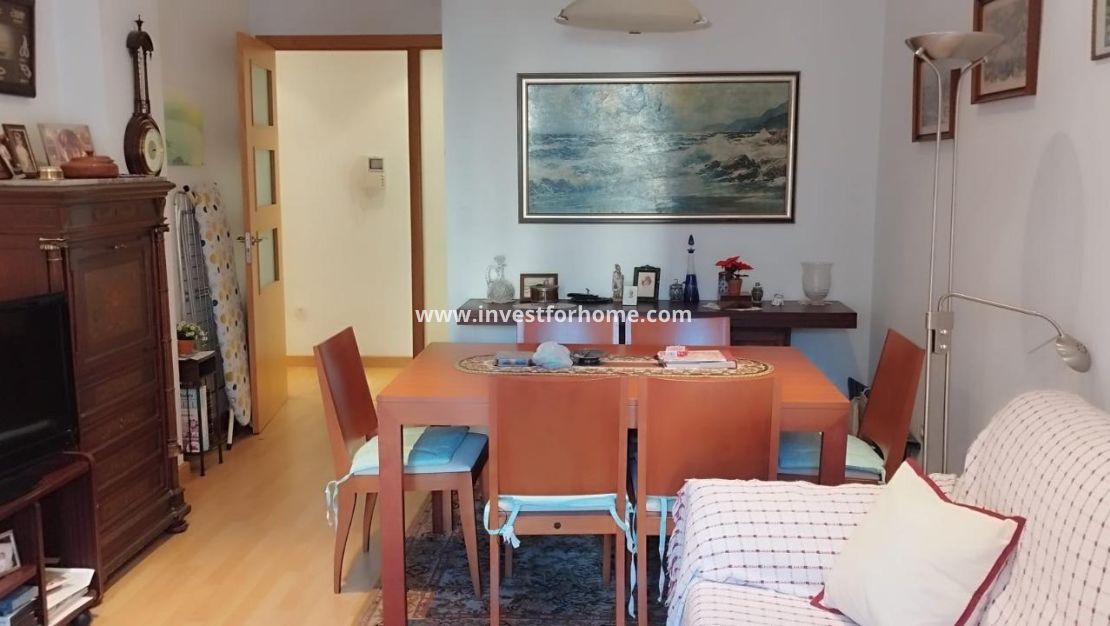 Sale - Apartment - Torrevieja - Centro