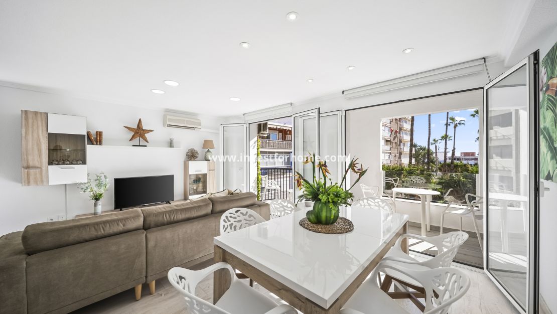 Sale - Apartment - Torrevieja - Centro