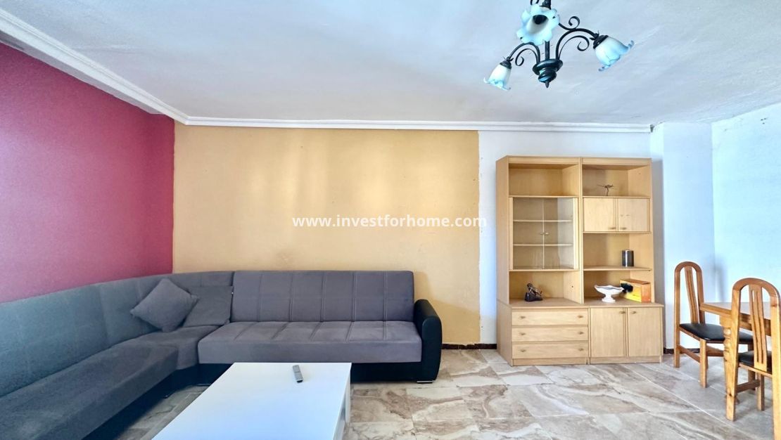 Sale - Apartment - Torrevieja - Centro