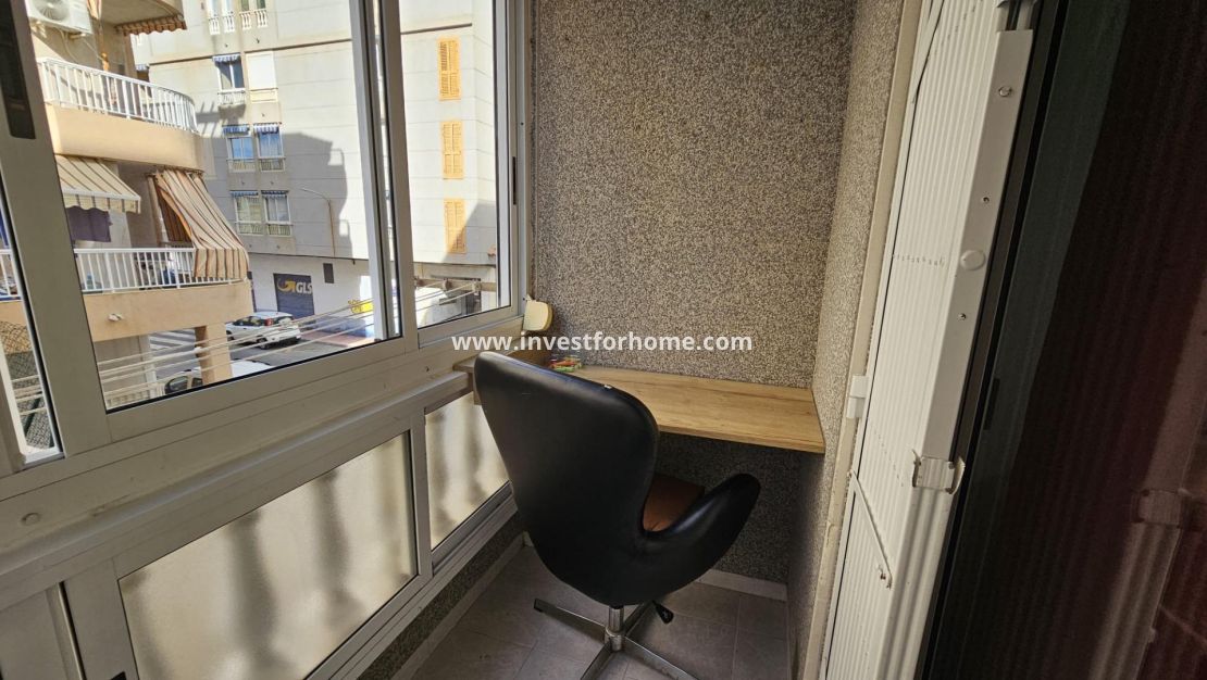 Sale - Apartment - Torrevieja - Centro