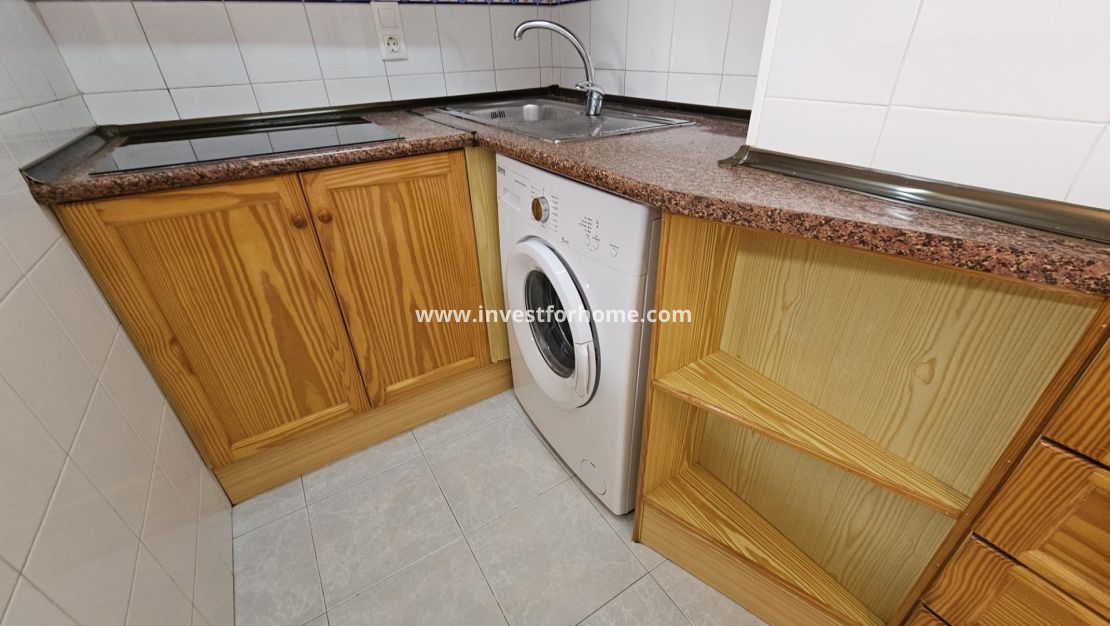 Sale - Apartment - Torrevieja - Centro