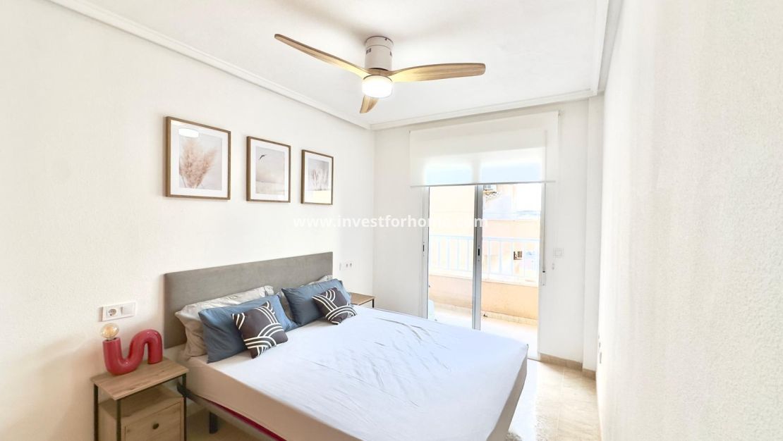 Sale - Apartment - Torrevieja - Centro