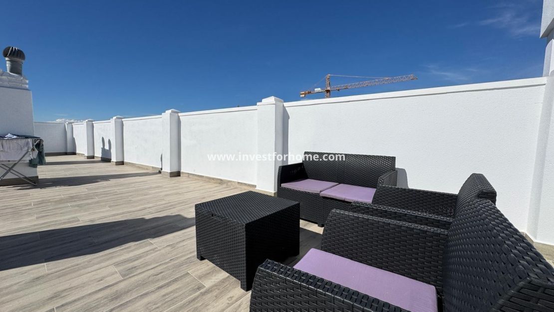 Sale - Apartment - Torrevieja - Centro