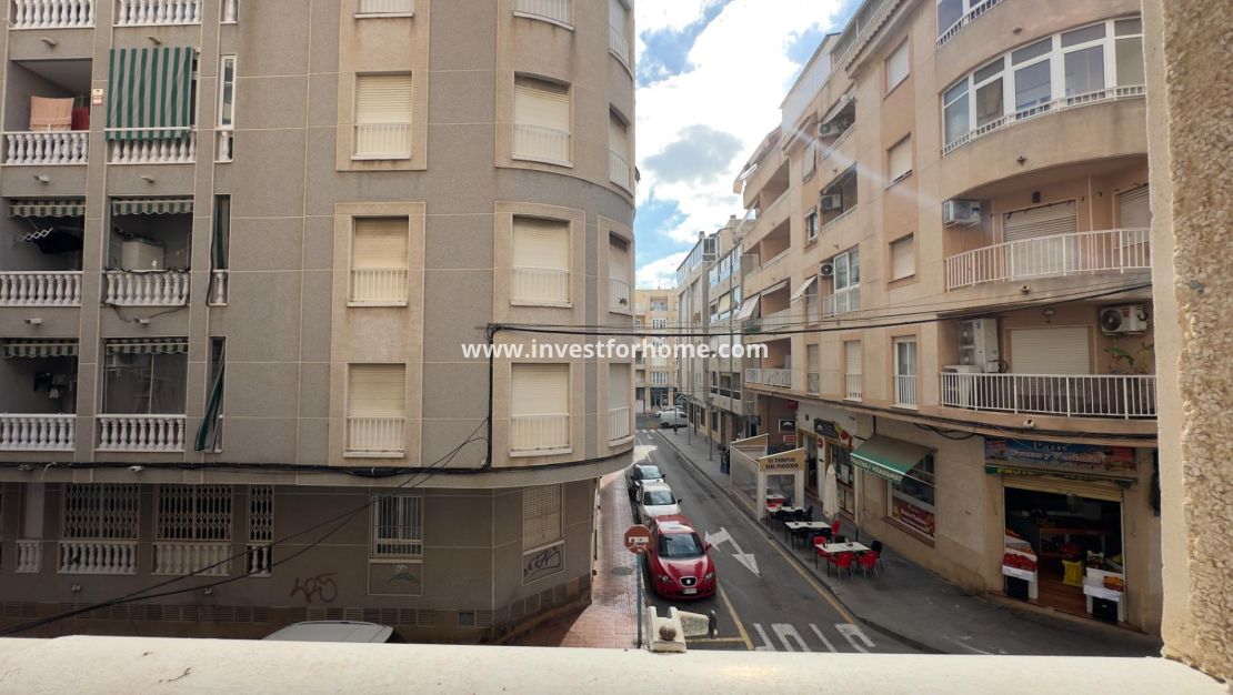 Sale - Apartment - Torrevieja - Centro