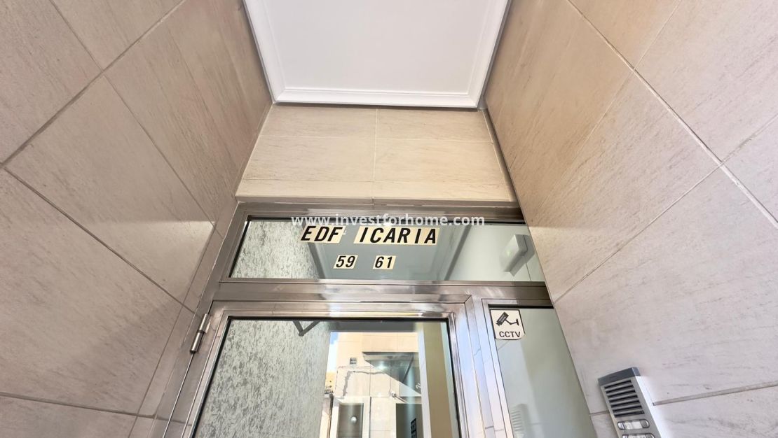 Sale - Apartment - Torrevieja - Centro