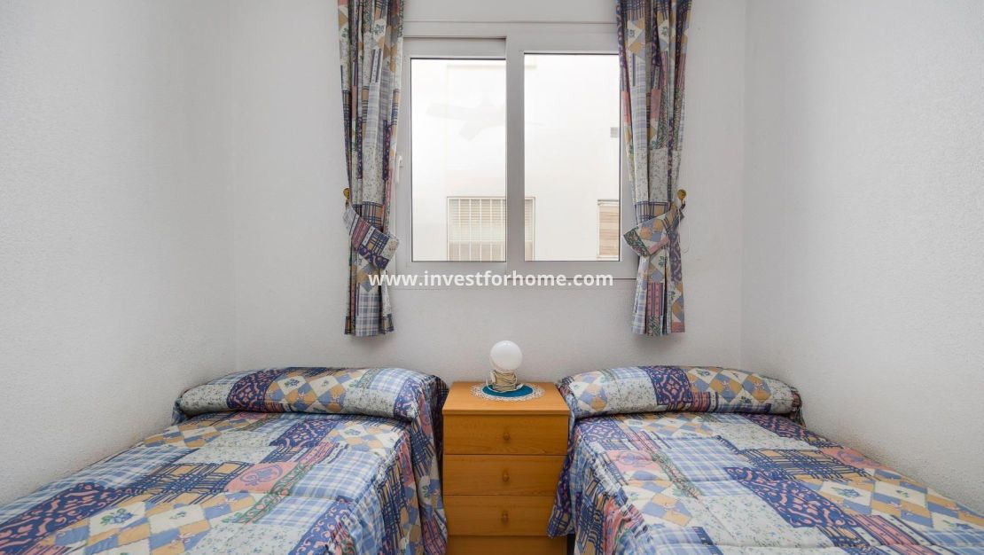 Sale - Apartment - Torrevieja - Centro