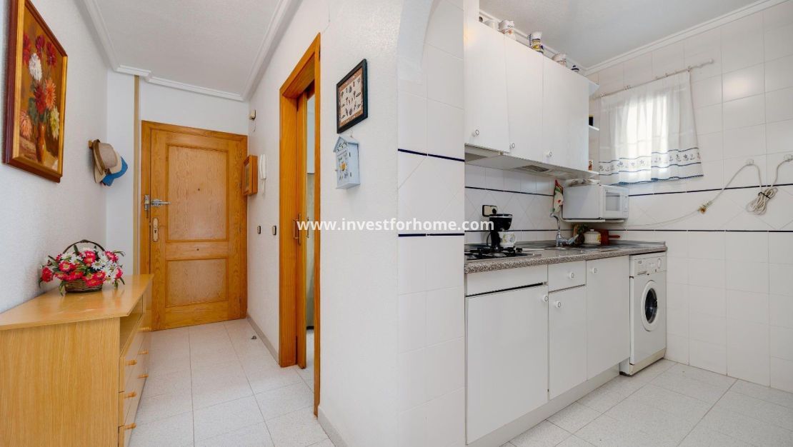 Sale - Apartment - Torrevieja - Centro