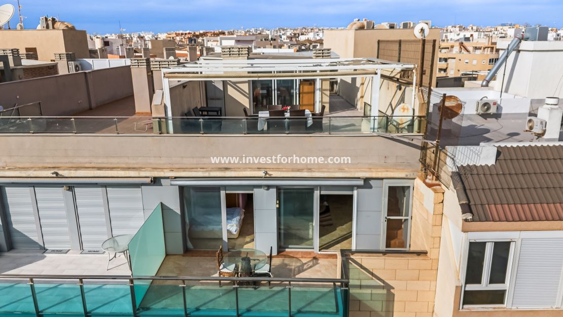 Sale - Apartment - Torrevieja - Centro