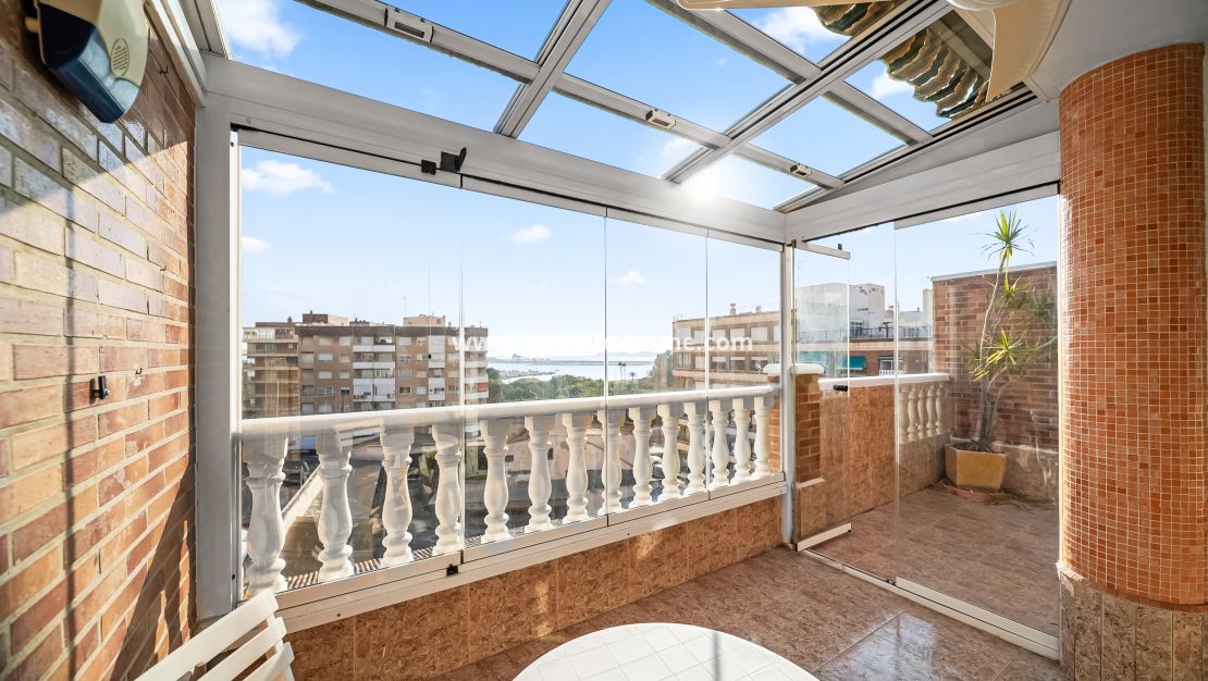 Sale - Apartment - Torrevieja - Centro