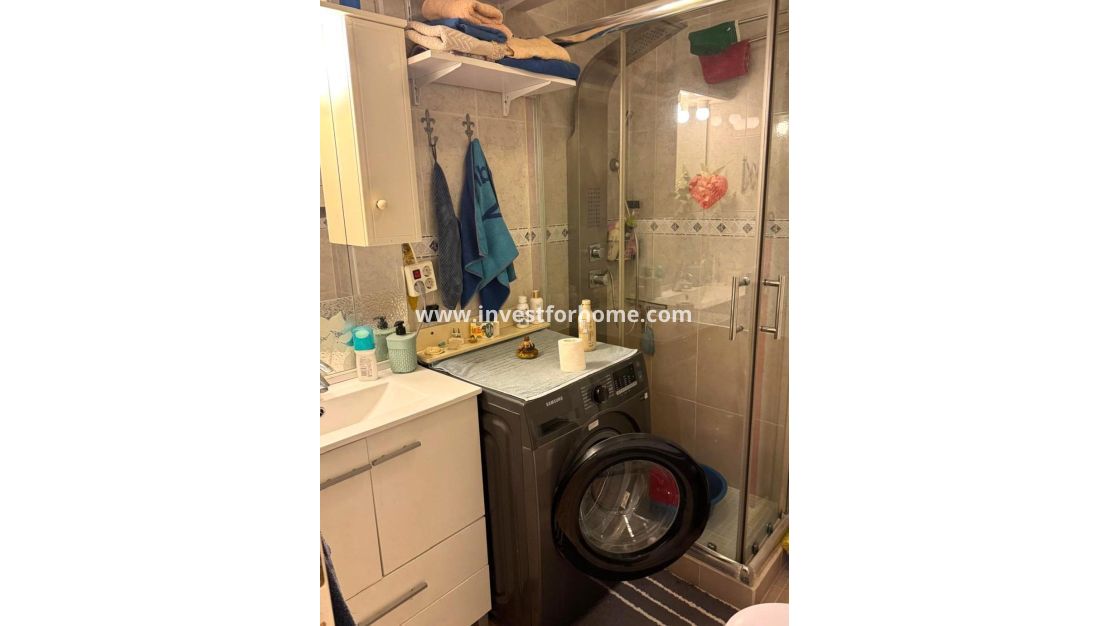 Sale - Apartment - Torrevieja - Centro