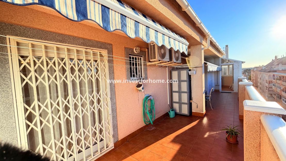 Sale - Apartment - Torrevieja - Centro