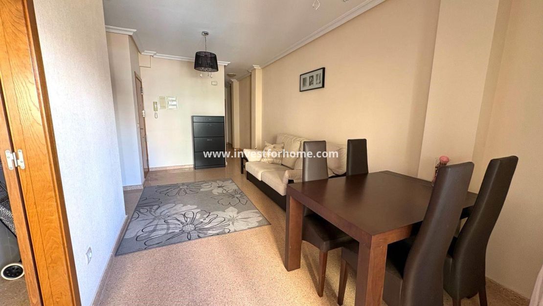 Sale - Apartment - Torrevieja - Centro