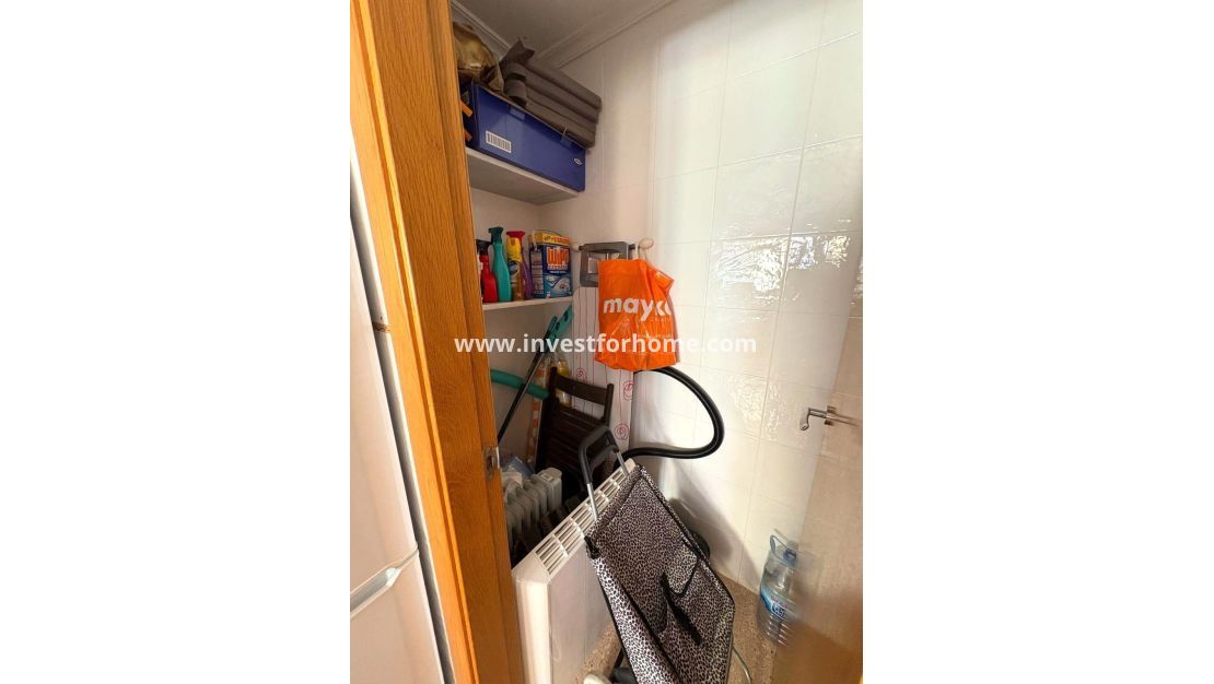 Sale - Apartment - Torrevieja - Centro