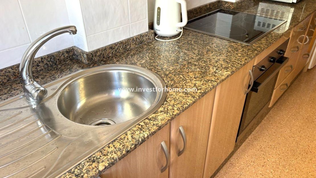 Sale - Apartment - Torrevieja - Centro