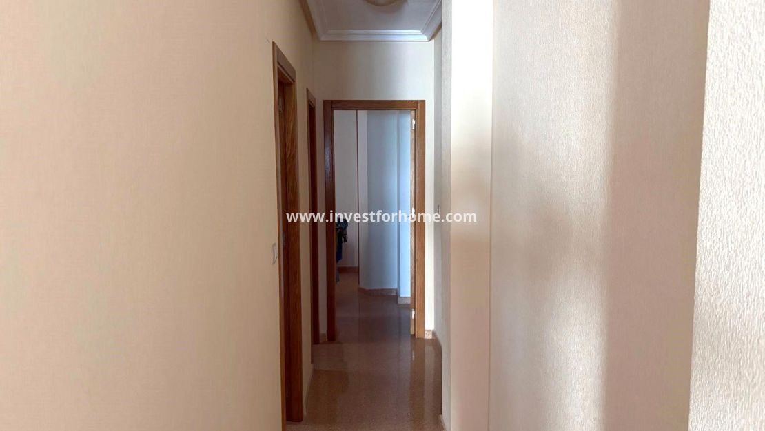 Sale - Apartment - Torrevieja - Centro