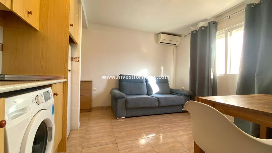 Sale - Apartment - Torrevieja - Centro