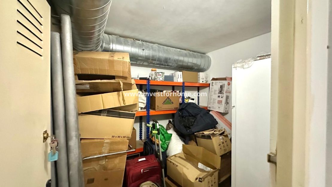 Sale - Apartment - Torrevieja - Centro