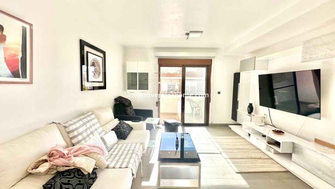 Sale - Apartment - Torrevieja - Centro