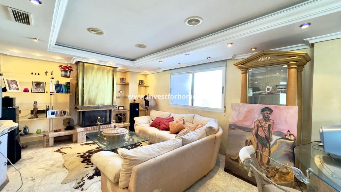 Sale - Apartment - Torrevieja - Centro