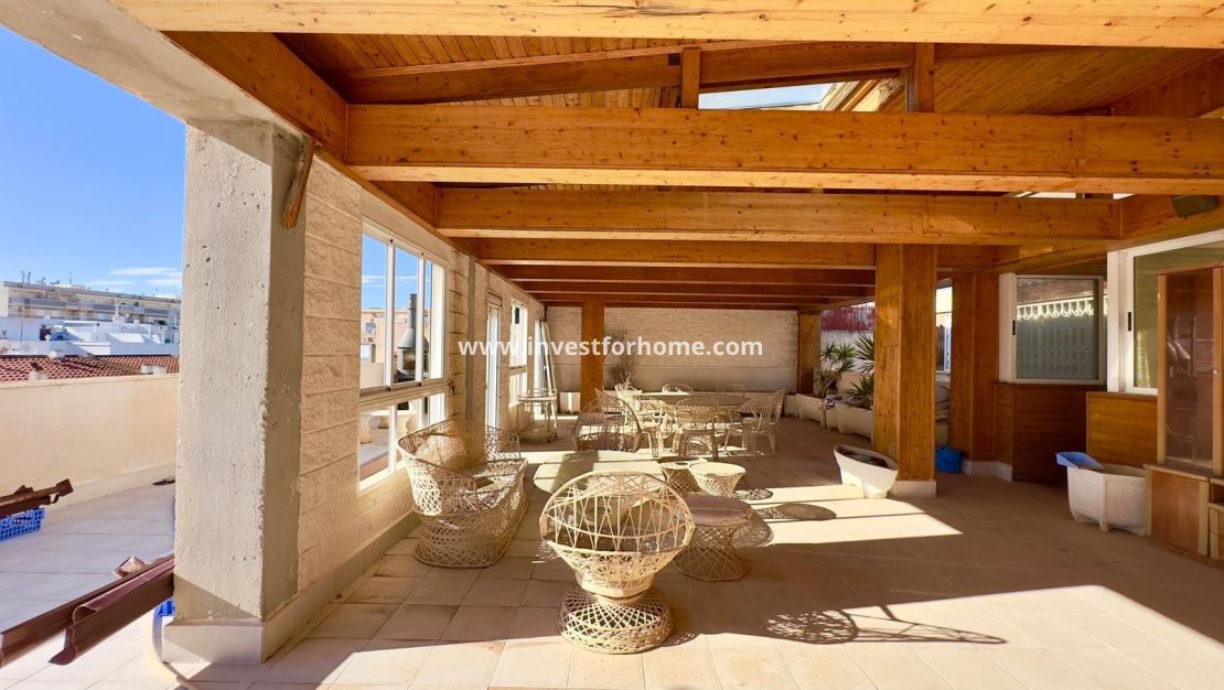 Sale - Apartment - Torrevieja - Centro