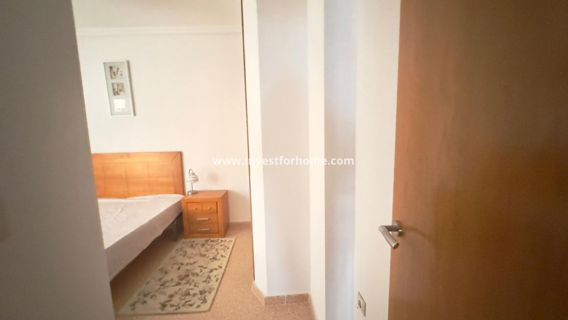 Sale - Apartment - Torrevieja - Centro