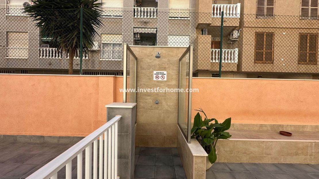 Sale - Apartment - Torrevieja - Centro