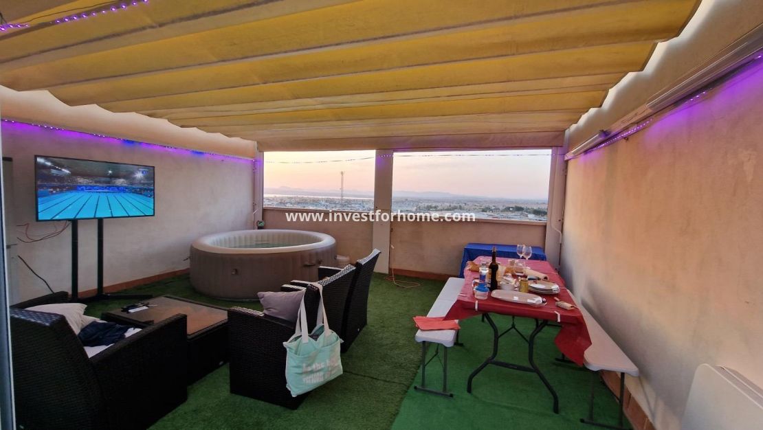 Sale - Apartment - Torrevieja - Centro