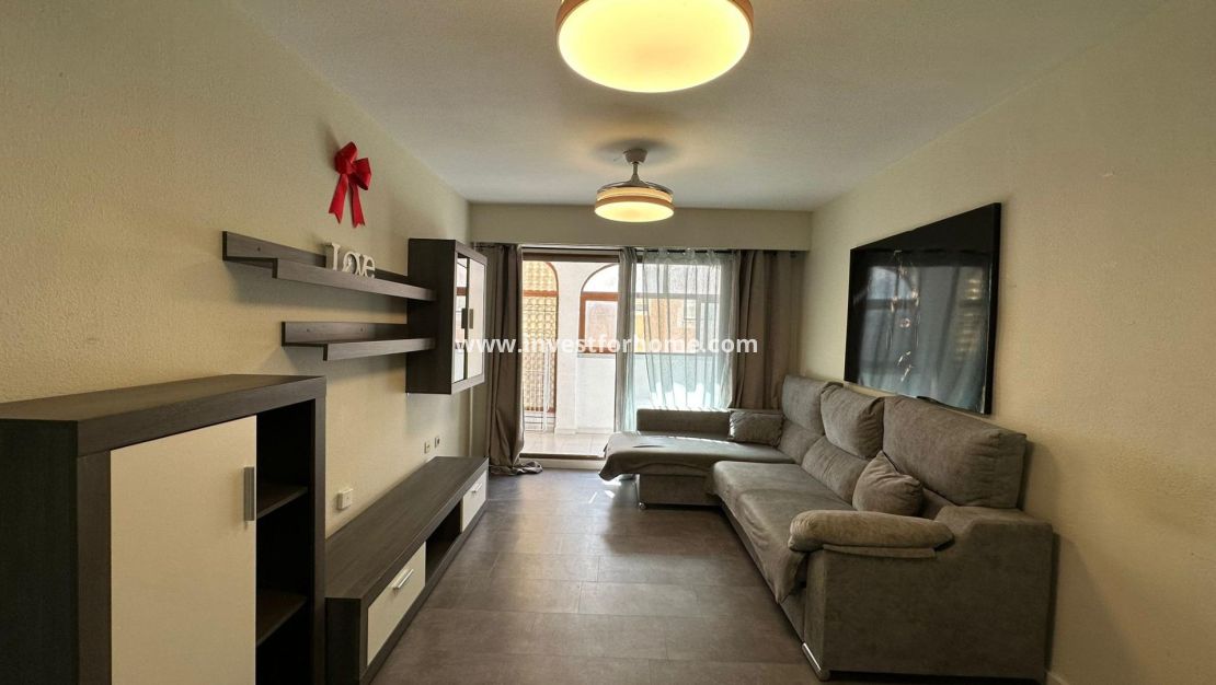 Sale - Apartment - Torrevieja - Centro