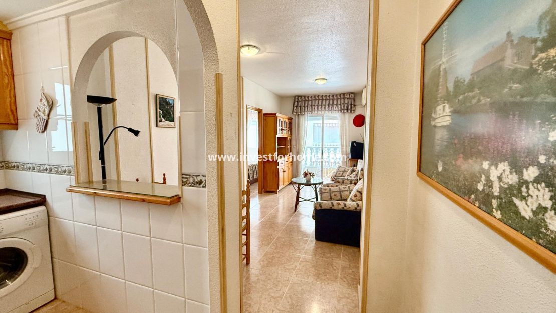 Sale - Apartment - Torrevieja - Centro