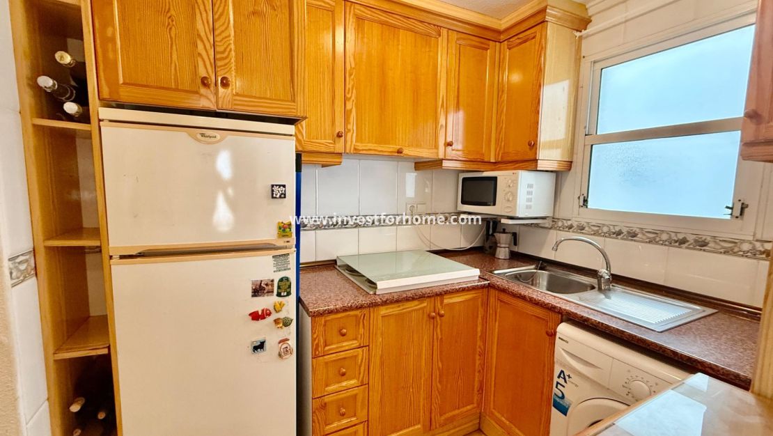 Sale - Apartment - Torrevieja - Centro