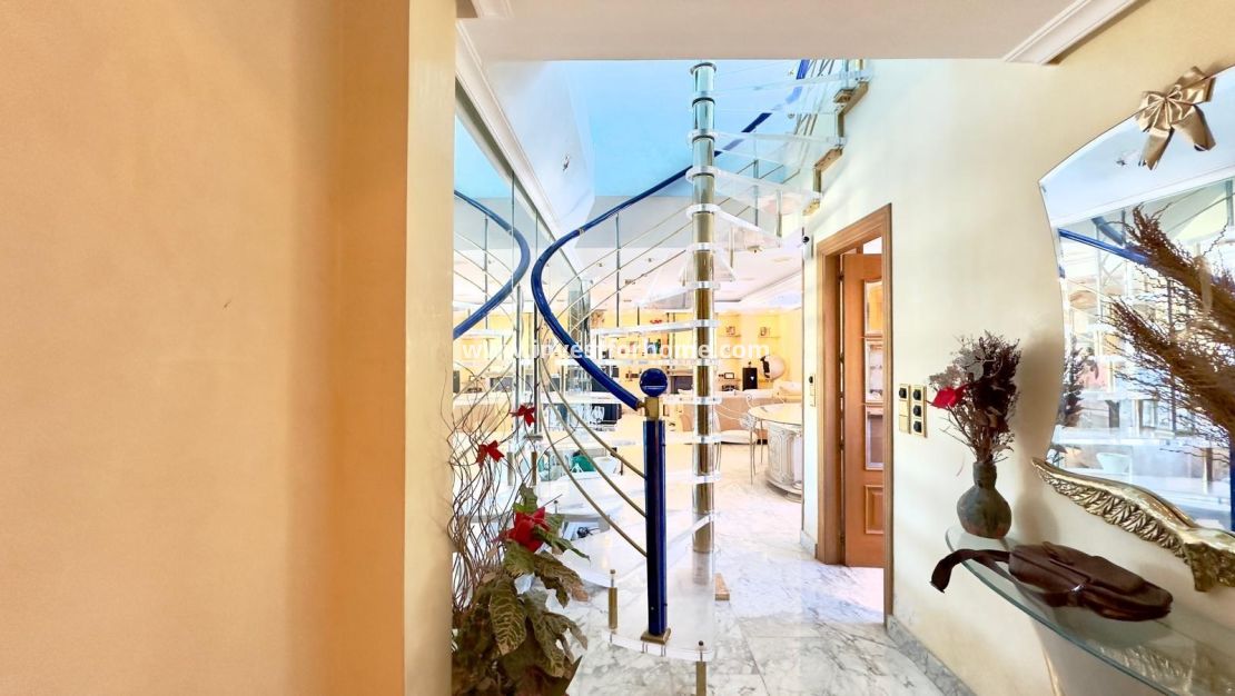 Sale - Apartment - Torrevieja - Centro