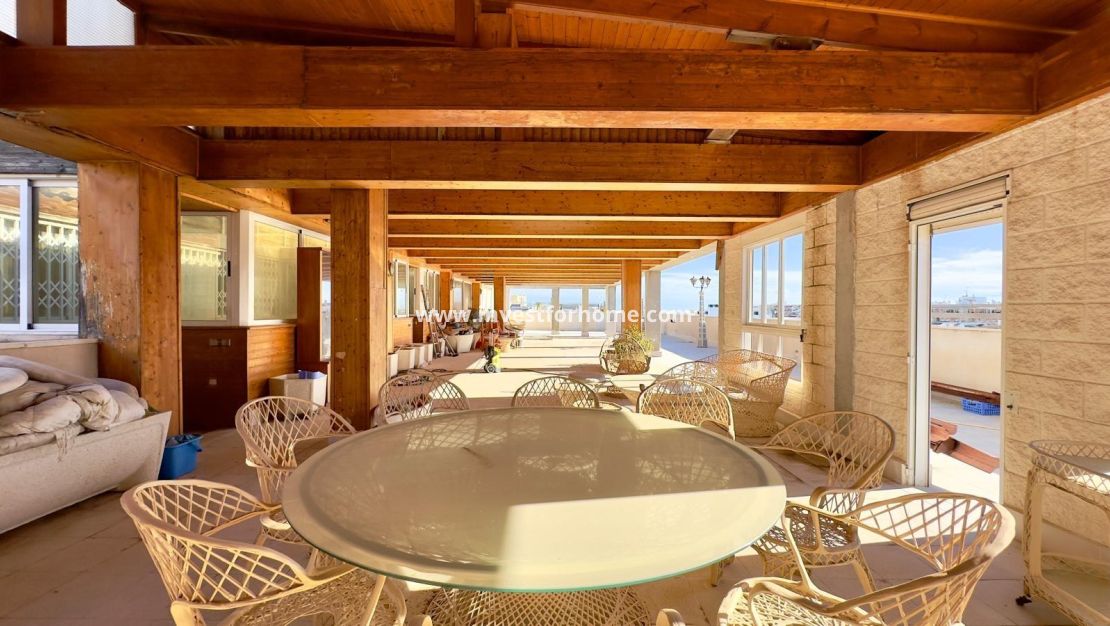 Sale - Apartment - Torrevieja - Centro