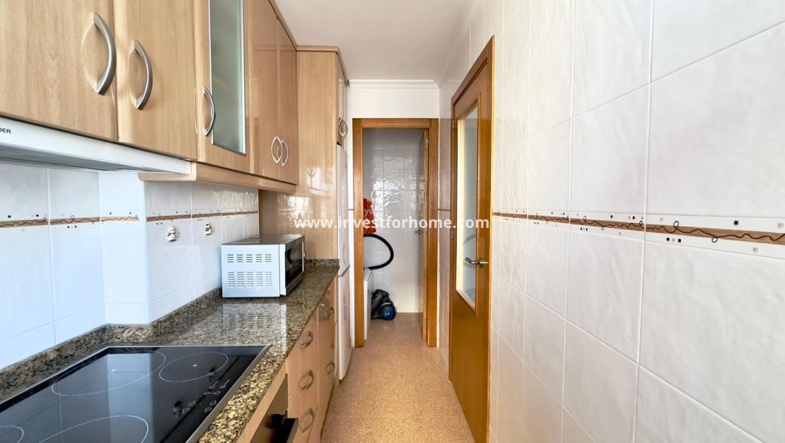 Sale - Apartment - Torrevieja - Centro
