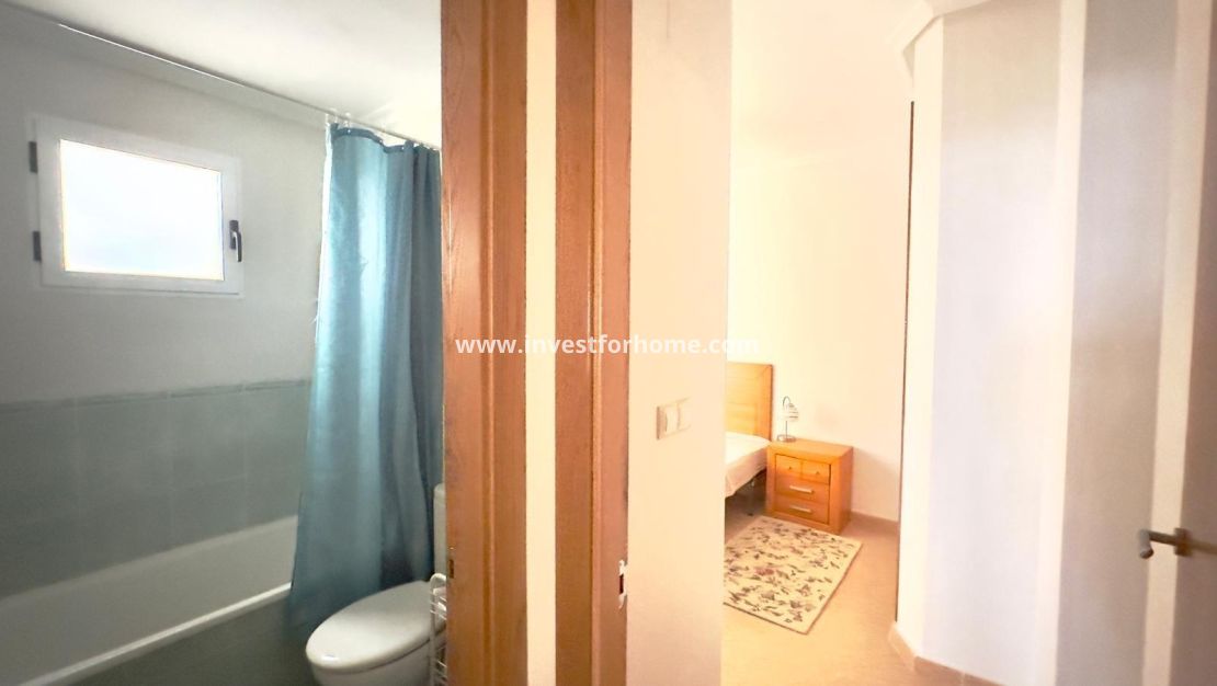 Sale - Apartment - Torrevieja - Centro