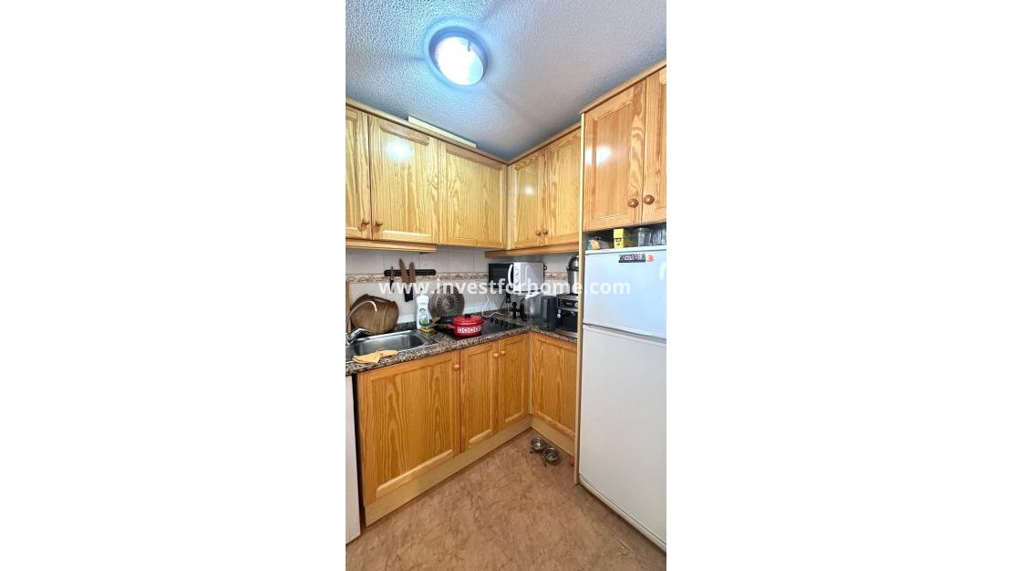 Sale - Apartment - Torrevieja - Centro