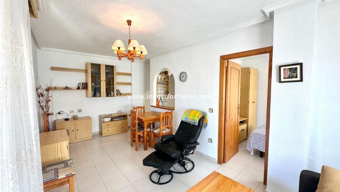 Sale - Apartment - Torrevieja - Centro