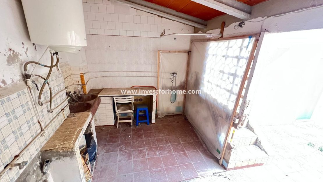 Sale - Apartment - Torrevieja - Centro