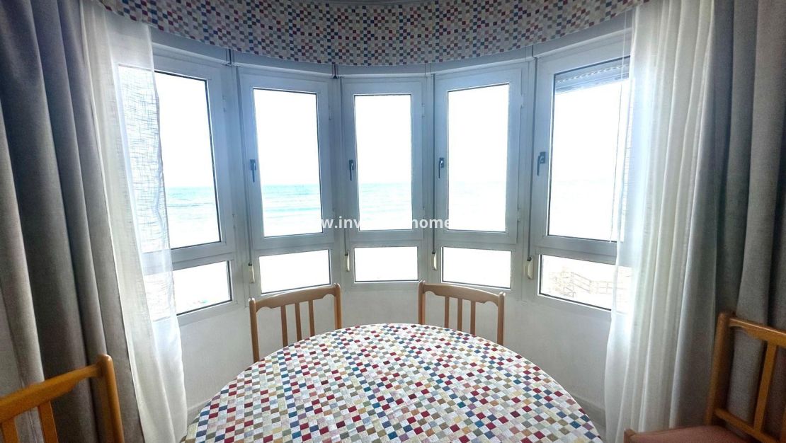 Sale - Apartment - Torrevieja - Centro