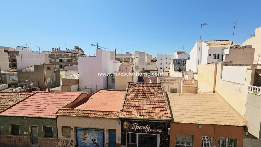 Sale - Apartment - Torrevieja - Centro
