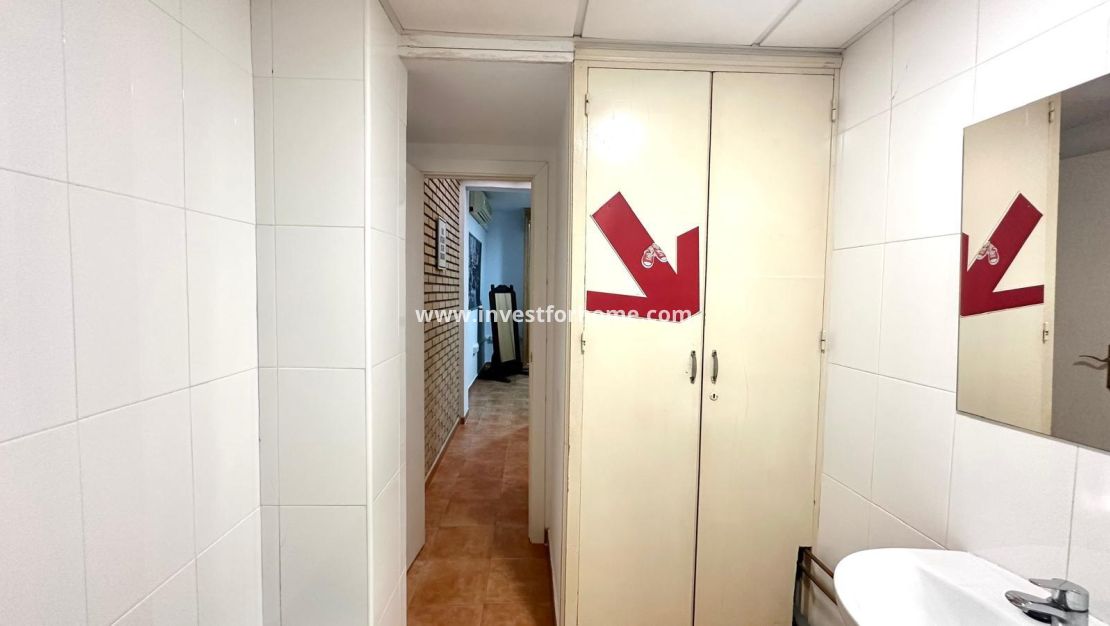 Sale - Apartment - Torrevieja - Centro
